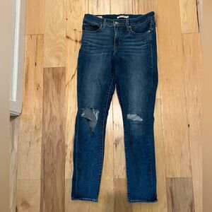 LEVIS Women's Distressed Blue Jeans